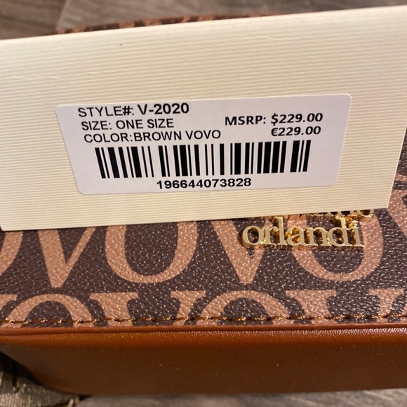 Brand new with tags camera bag - Picture 8 of 8